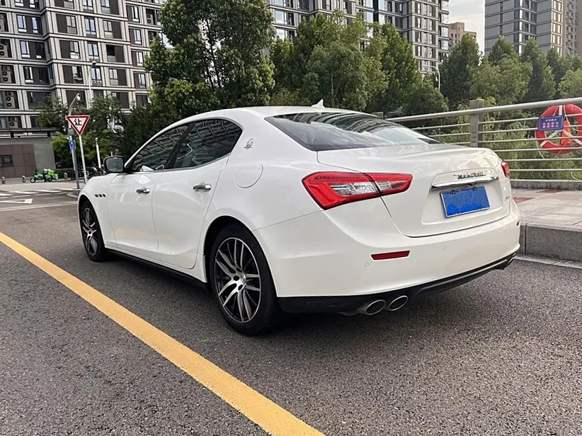 汽车详情